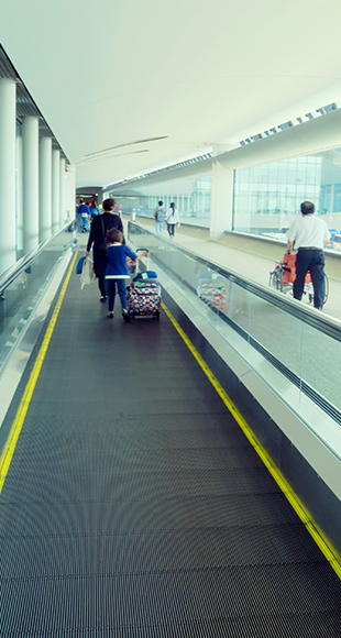 自動人行道 自動人行道